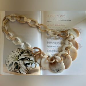 Chunky Beige/ Cream Marbled Acrylic Statement Necklace